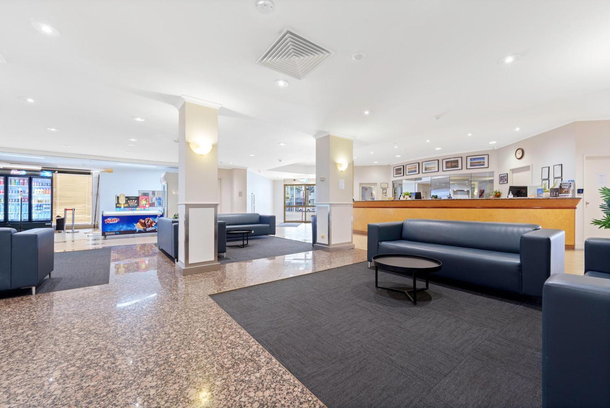 Comfort Inn & Suites Goodearth Perth Eksteriør billede
