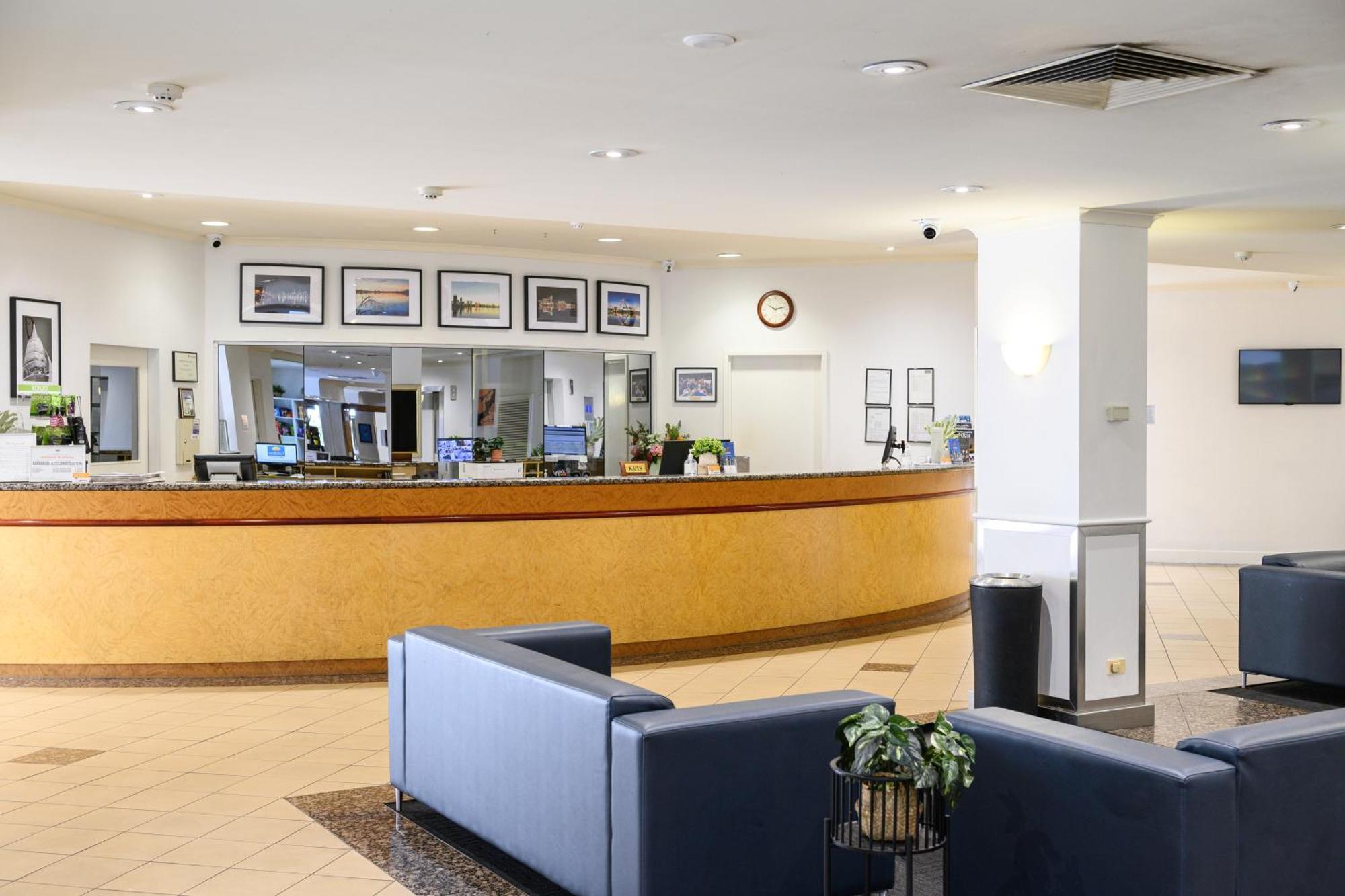 Comfort Inn & Suites Goodearth Perth Eksteriør billede